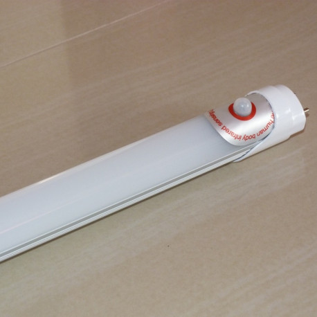 T8 60cm 48LED SMD2835 9W 860Lm PIR Warm White Milk Cover